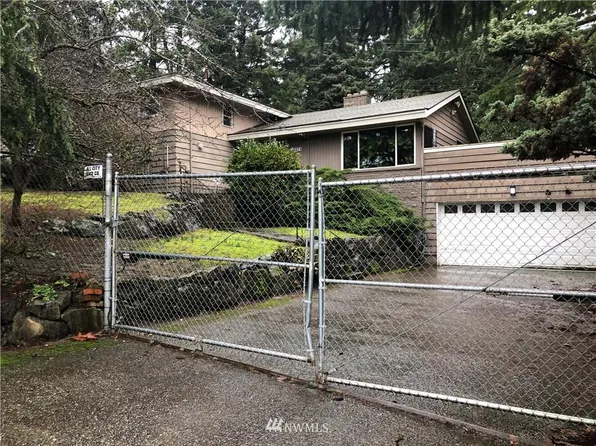 6624 S 127th Pl, Seattle, WA 98178