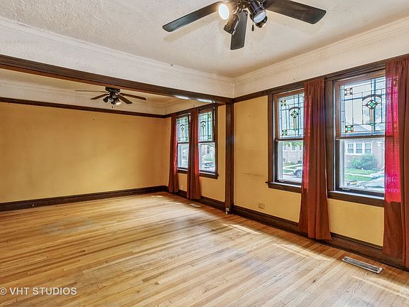 2nd image of 4442 N Menard Ave