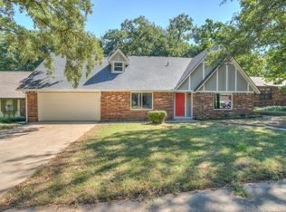 3111 S Bahama Dr W, Sand Springs, OK 74063