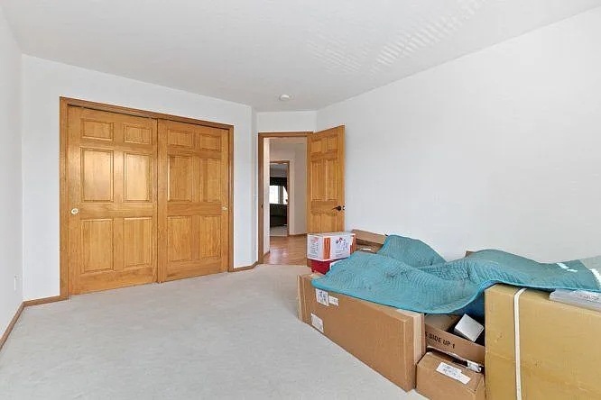 829 Sparrow Hawk Dr — Photo 28
