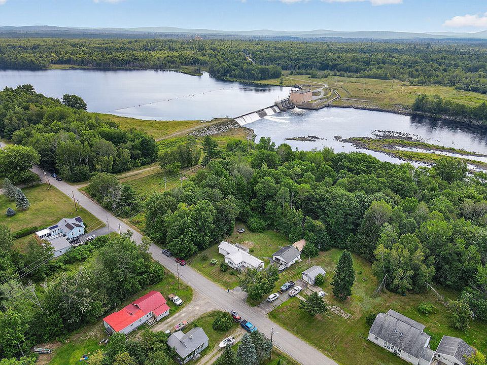 1st image of 69 Penobscot Avenue
