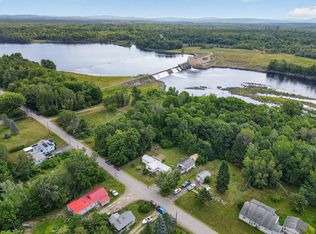 69 Penobscot Ave, Howland, ME 04448