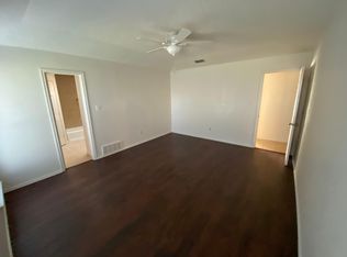 1405 Circle Ln, Bedford, TX 76022