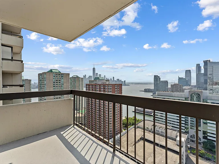 45 River Dr S #3205 — Photo 13