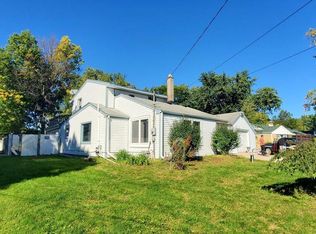 11255 W Mayers Dr, Franklin, WI 53132