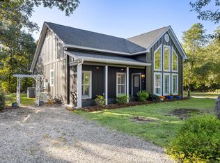 2332 Oak St, Carrabelle, FL 32322
