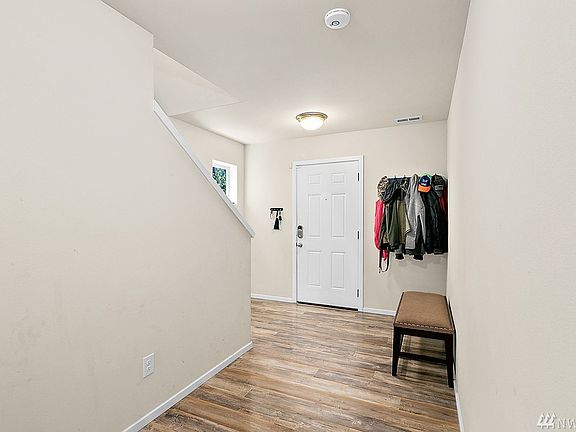 4th image of 4231 E Roosevelt Ave