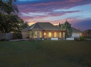3309 Pioneer Cir, Woodway, TX 76712