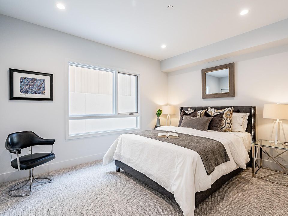 1st image of 137 S Wilson Ave #16