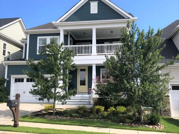 292 Tyner Loop Cir, Chapel Hill, NC 27516