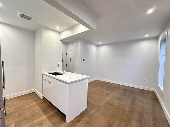 3rd image of 1064 Madison Ave #56
