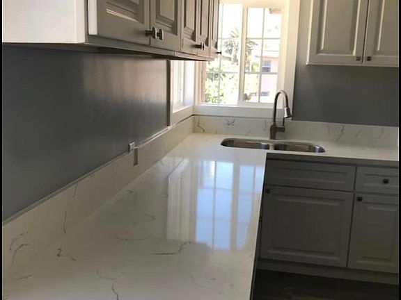 3rd image of 6124 S Hobart Blvd #6124