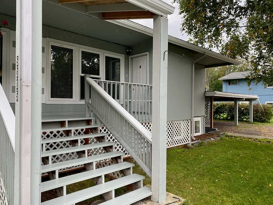 5305 E 24th Ave #2