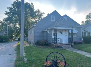 621 S Main St, Goshen, IN 46526
