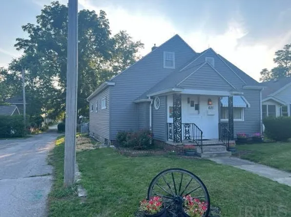 621 S Main St, Goshen, IN 46526