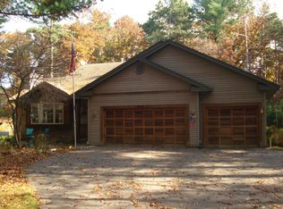 N2098 Majestic Pines Cir, Wautoma, WI 54982