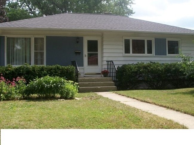 1st image of 3717 Sussex Ln