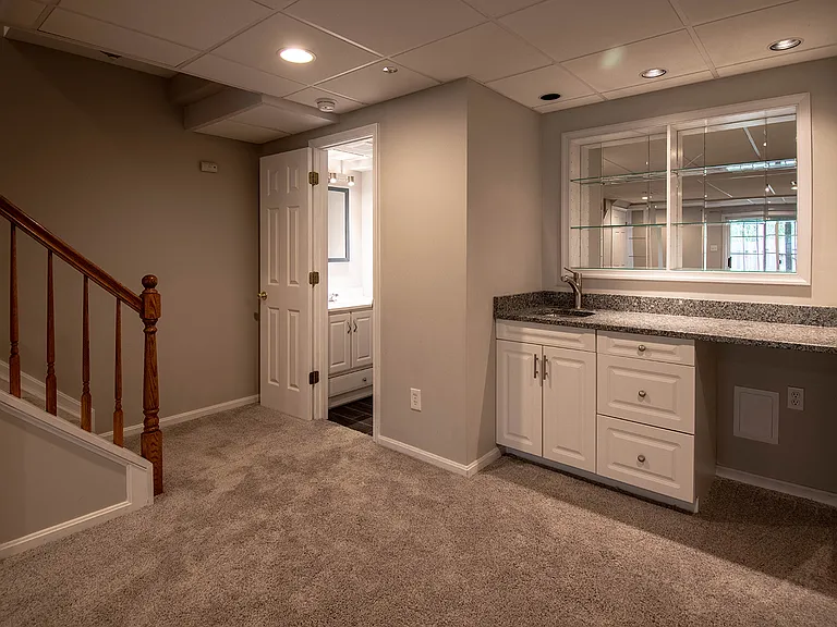 5620 Queen Anne Ct #1 — Photo 8