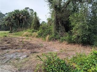 666 Windermere Dr, Lehigh Acres, FL 33972