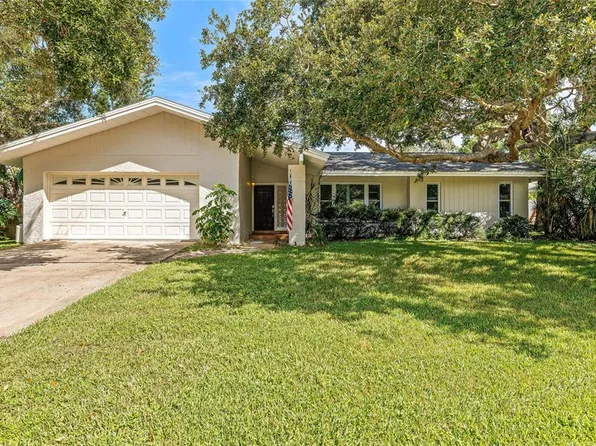 1624 Pine Pl, Clearwater, FL 33755