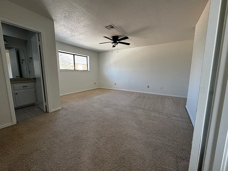 Upstairs primary bedroom