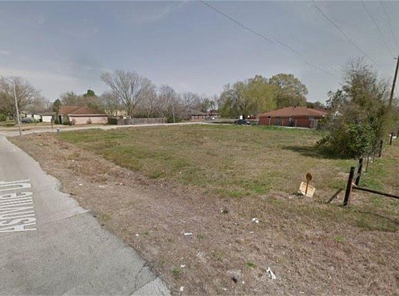 5th image of Ashville Dr