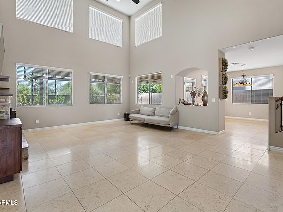 4th image of 22922 N 40th Pl