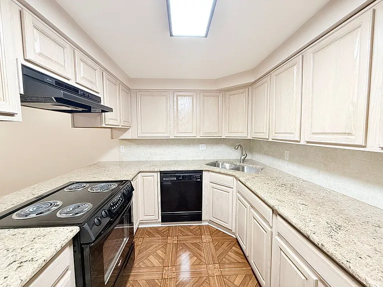 6069 Hilburn Rd — Photo 5