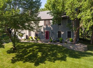 11737 Thornhill Rd, Eden Prairie, MN 55344
