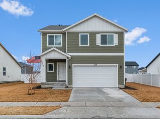 1713 E Bison Dr, Eagle Mountain, UT 84005