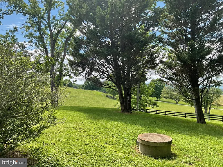 6774 Leeds Manor Rd — Photo 18