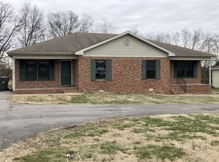 1242 Pyle Ln, Hopkinsville, KY 42240