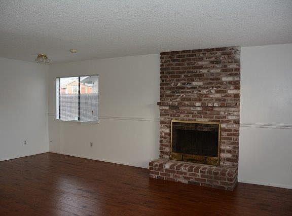 4th image of 7504 Cottontree Way