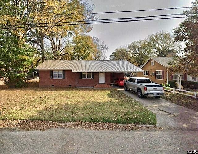 1st image of 602 E Ave N