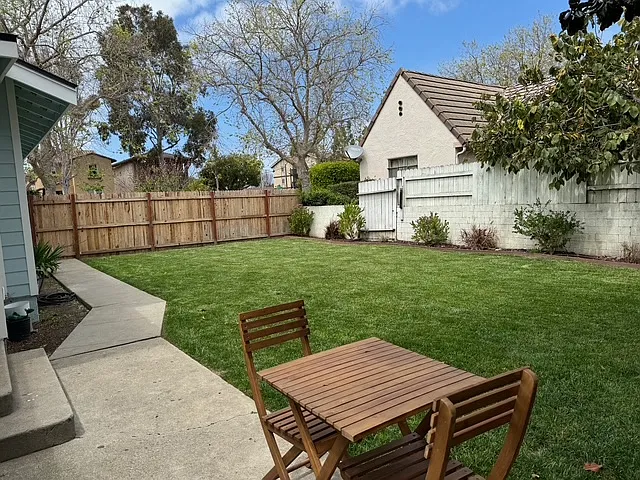 520 N Ventura Rd — Photo 3
