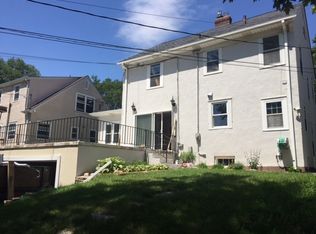 5325 Woodlawn Blvd, Minneapolis, MN 55417