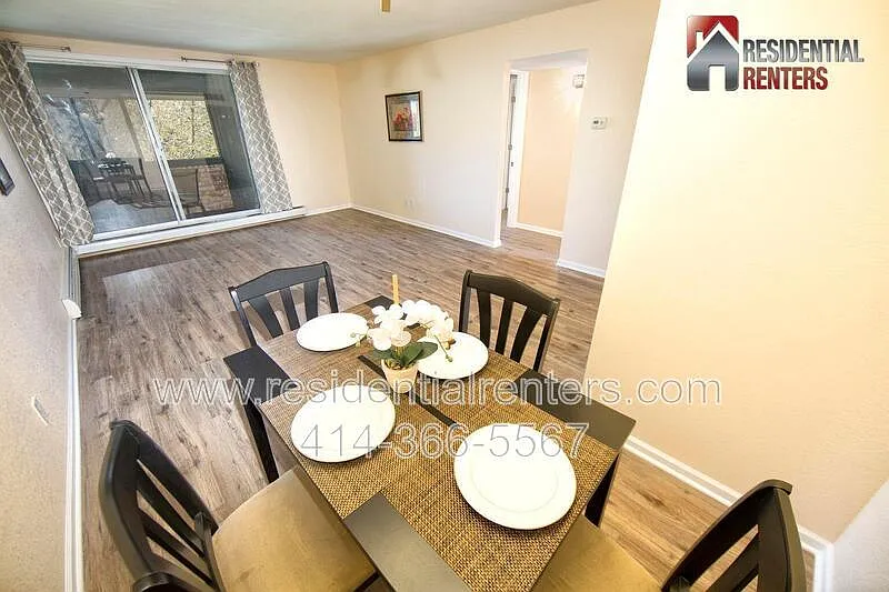 4000 W Rivers Edge Cir #25