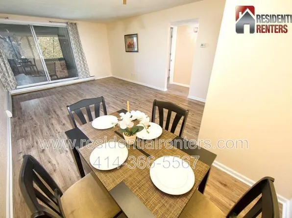 4000 W Rivers Edge Cir Unit 25, Brown Deer, WI 53209