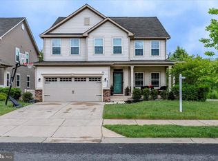 5735 River Shark Ln, Waldorf, MD 20602