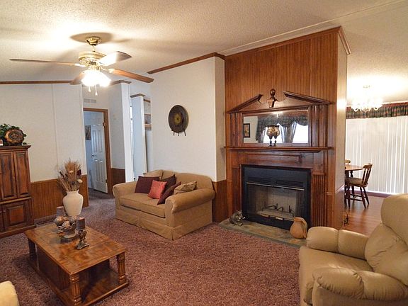 3rd image of 455 Morgan Dr