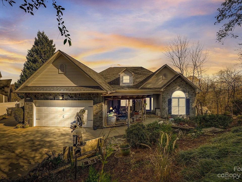 1st image of 10402 Quiet Bay Ct