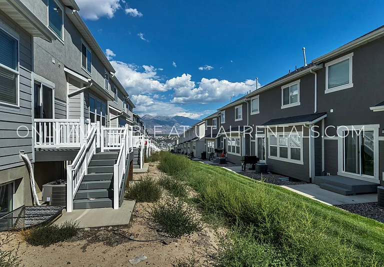 4081 W Harmony Dr — Photo 4