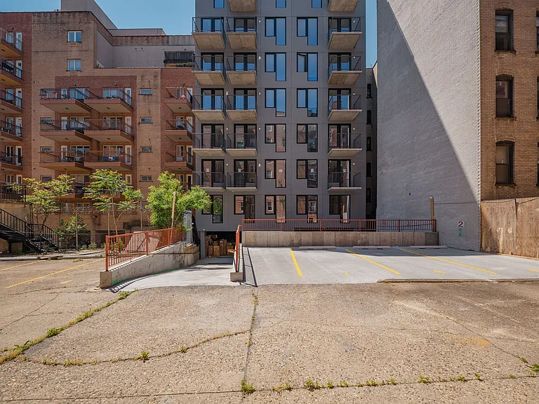 375 Lefferts Ave #7A — Photo 6