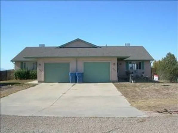 893 S Knox Dr, Pueblo West, CO 81007