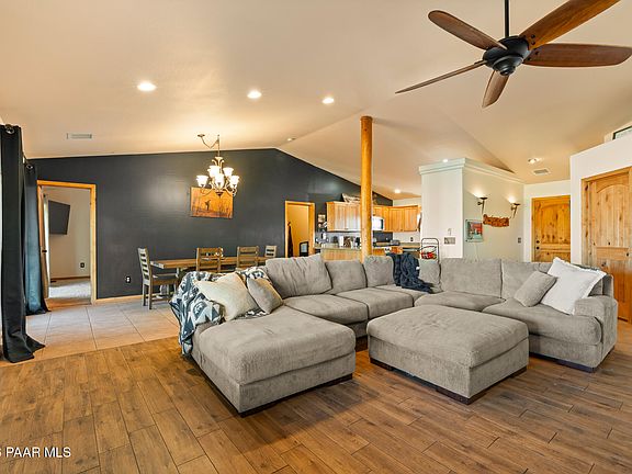 3rd image of 16250 N Riding Horse Rd