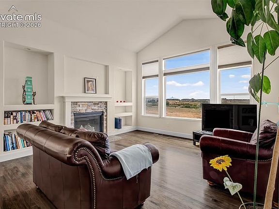 3rd image of 1506 Promontory Bluff Vw