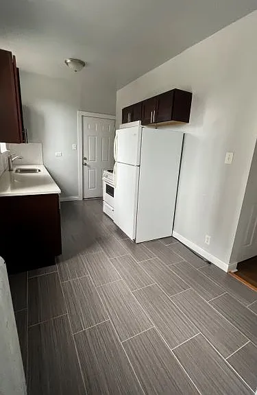 5521 S Everett Ave #21-2N — Photo 12