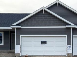 1212 Featherstone Ave NE, Bondurant, IA 50035