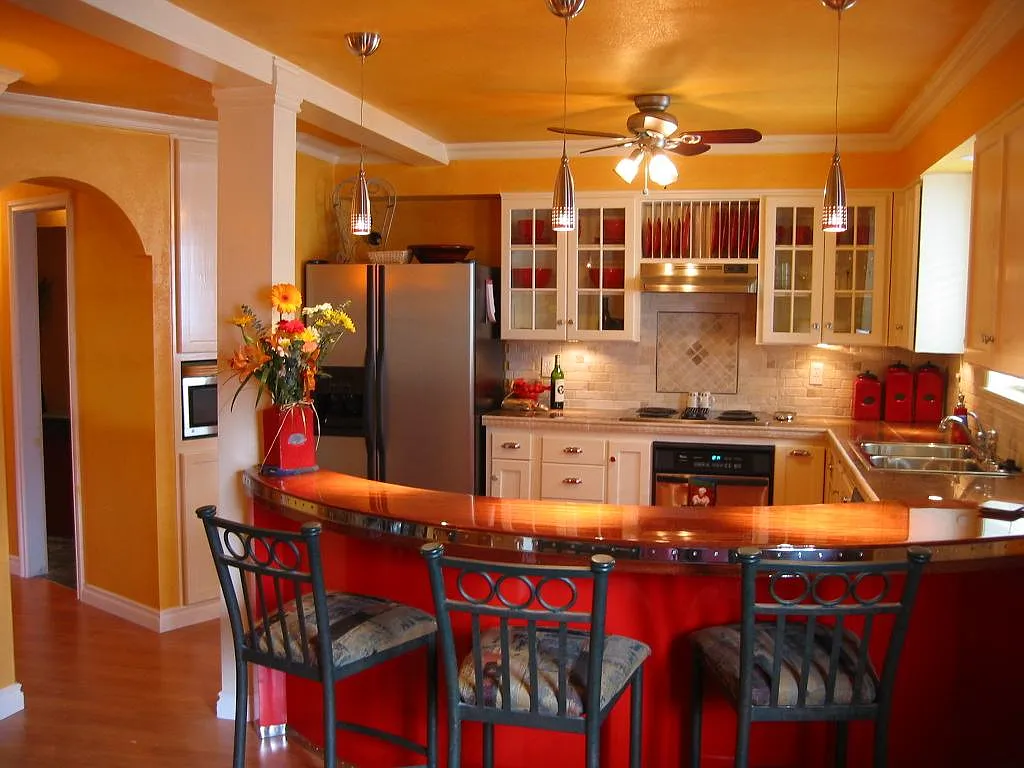 1 bed, 1.5 bath, 2400 sqft, $2,750 — Photo 3