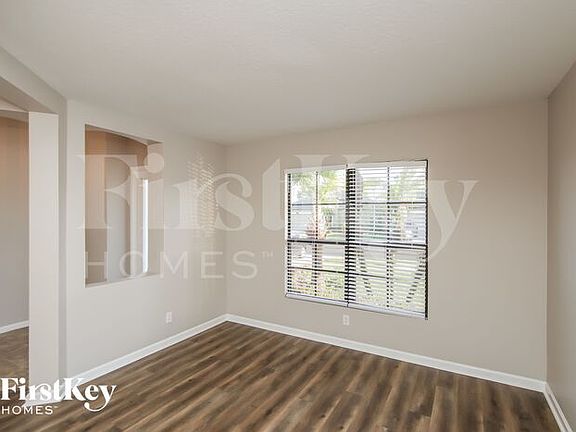 5th image of 330 Breckenridge Cir SE